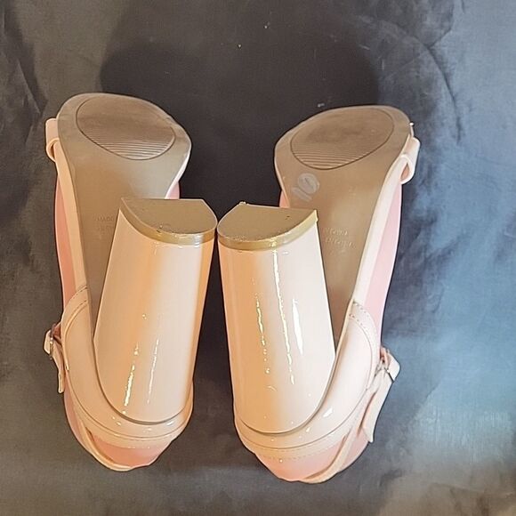 FOREVER 21 ANKLE STRAP OPEN TOE TWO STRAP BAND BLOCK HEEL SANDAL - Picture 13 of 15